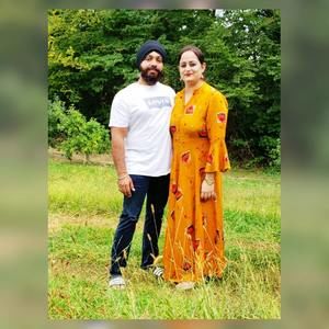 Meet your Posher, Roopinder